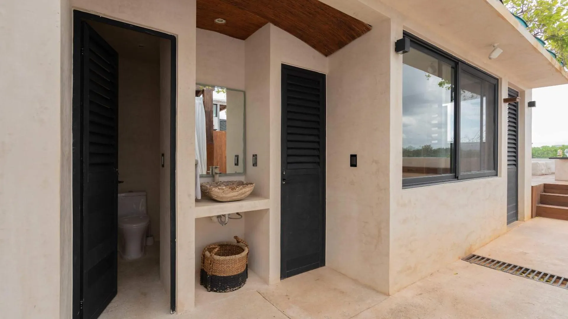 Exclusive 20 Guest Hotel Pool Tubs And Concierge Tulum Mexico