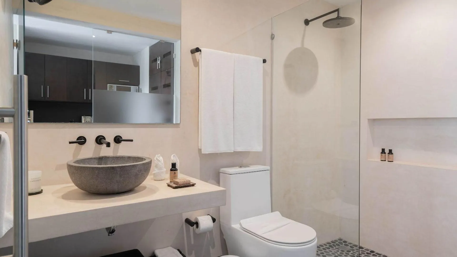 Exclusive 20 Guest Hotel Pool Tubs And Concierge Tulum Villa