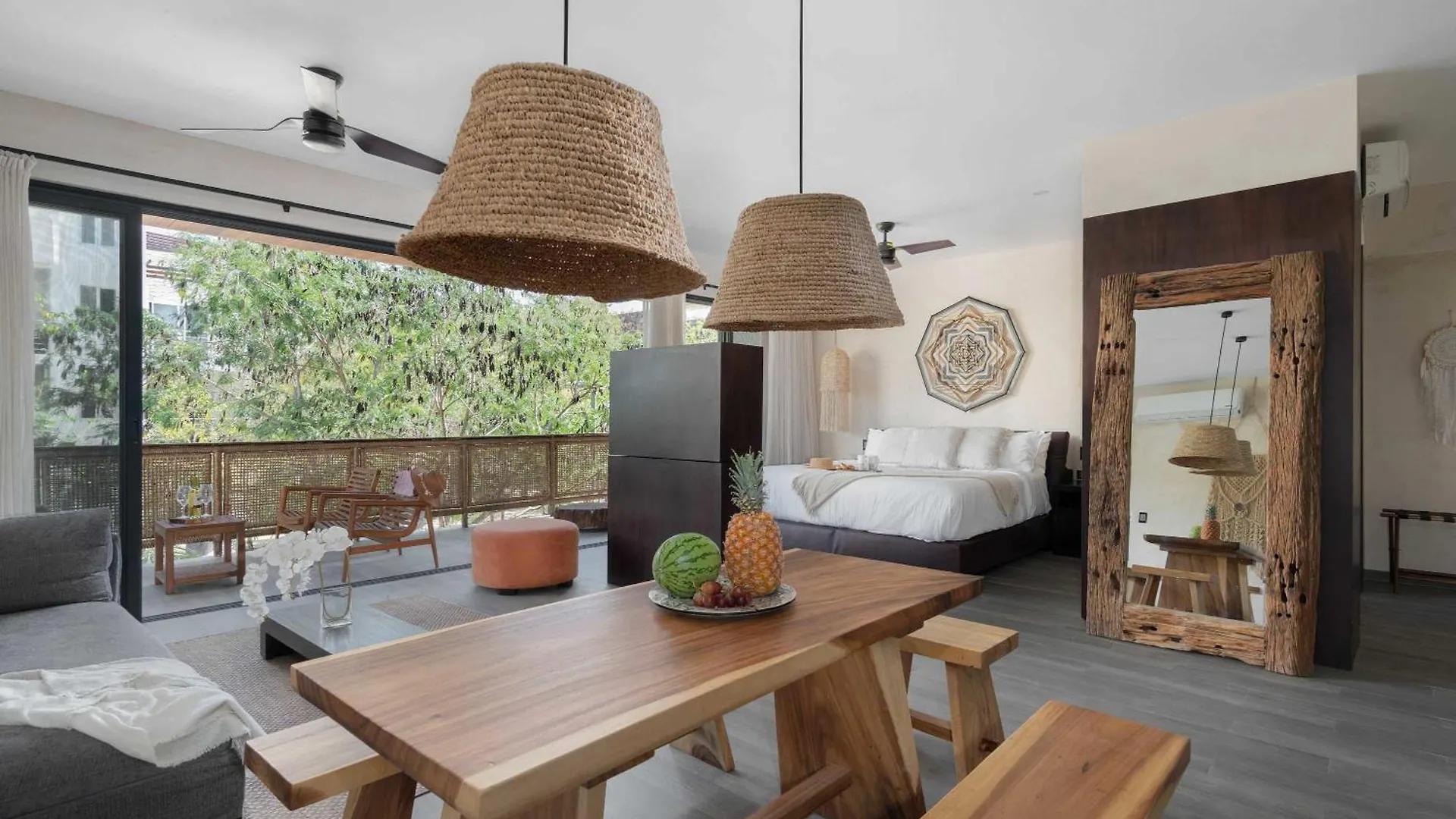 Exclusive 20 Guest Hotel Pool Tubs And Concierge Tulum Villa